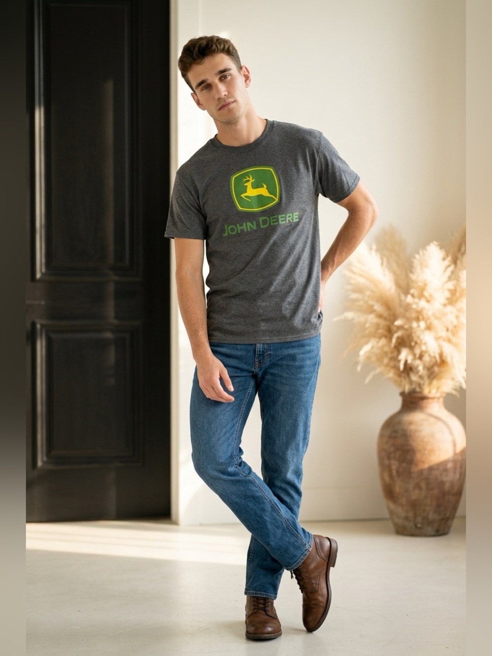 John Deere Volunteer Men’s T-shirt -Size Medium